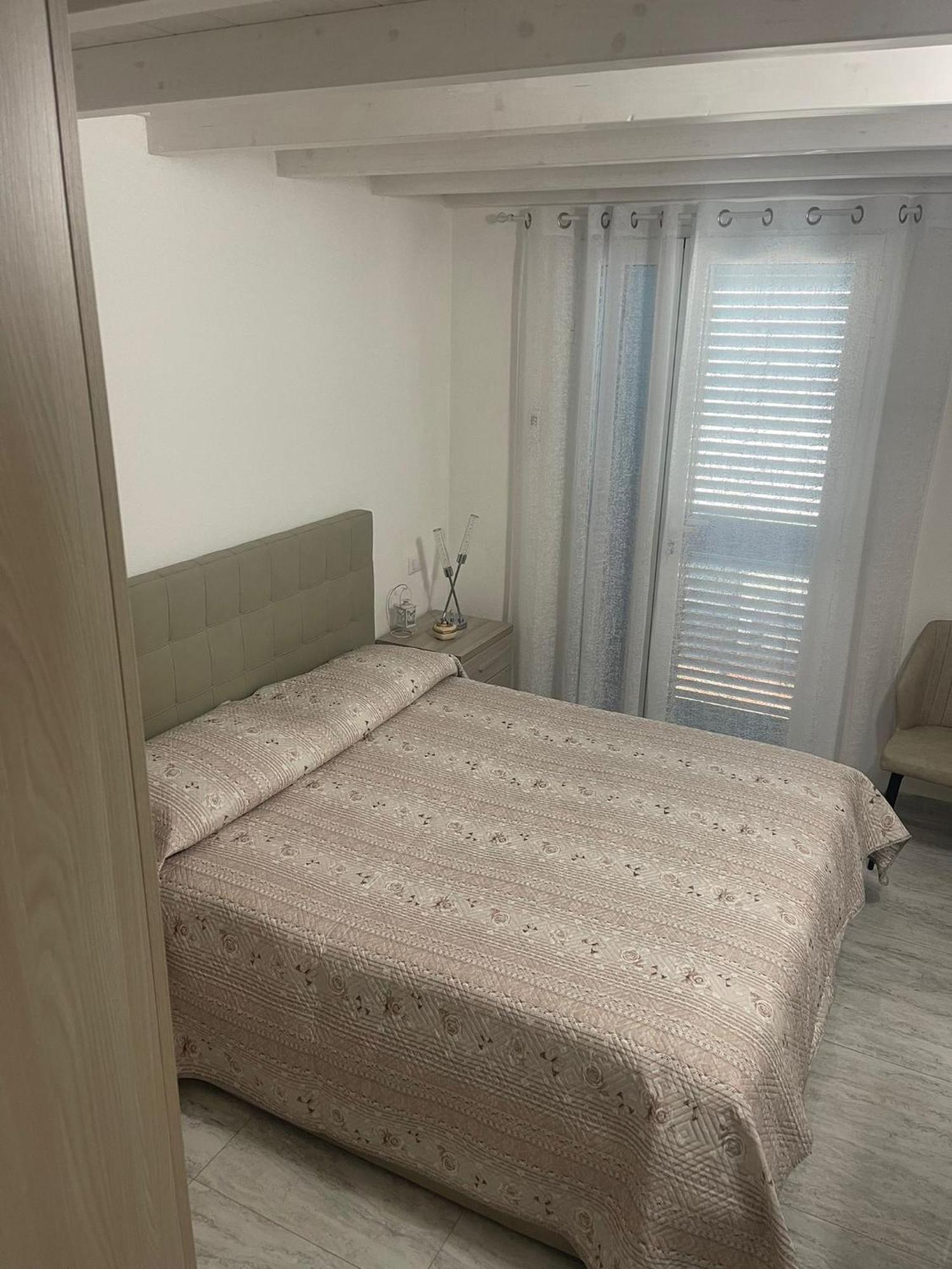 Bed and Breakfast La Perla Del Mare 2 Ла-Калетта Екстер'єр фото